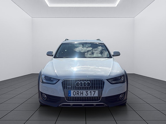 Audi A4 8 of 23