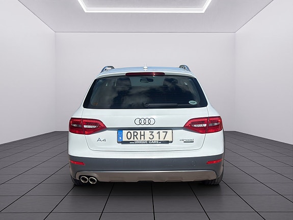 Audi A4 4 of 23