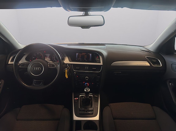 Audi A4 12 of 23