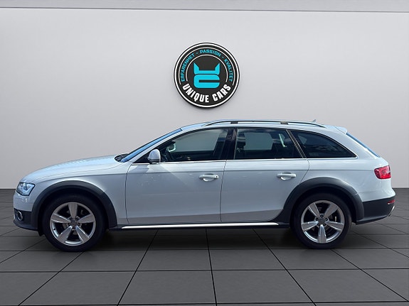 Audi A4 6 of 23