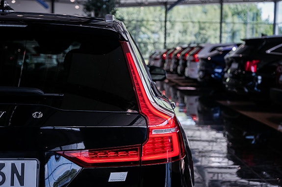 Volvo V60 8 of 27