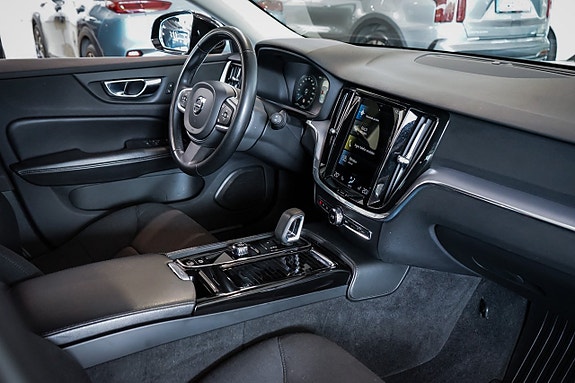 Volvo V60 21 of 27