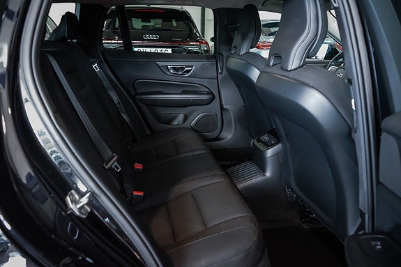 Volvo V60 24 of 27