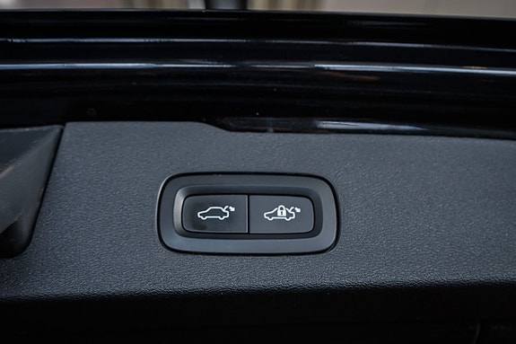 Volvo V60 25 of 27