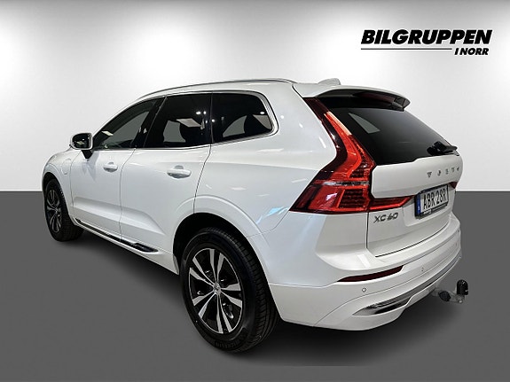 Volvo XC60 6 of 19
