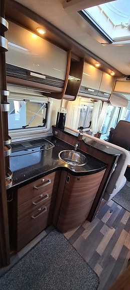 Knaus Sky I 700 PLUS " 11 of 17