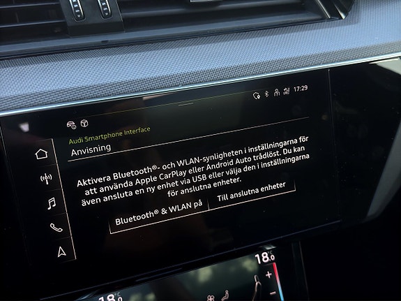 Audi e-tron 14 of 21