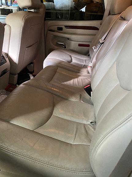 Cadillac Escalade 5 of 7