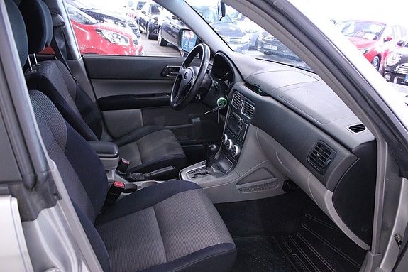 Subaru Forester 16 of 21