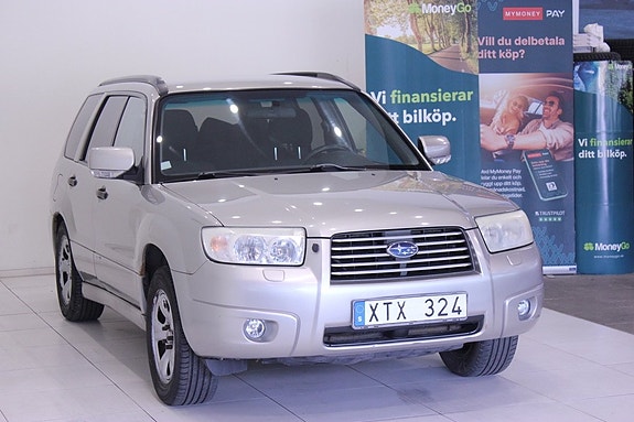 Subaru Forester 4 of 21