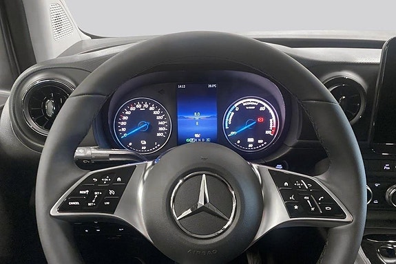 Mercedes-Benz eCitan 10 of 16