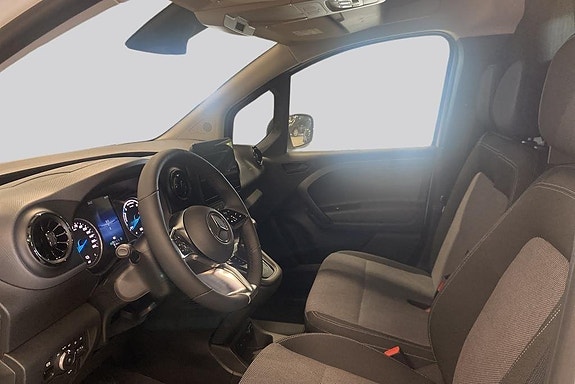 Mercedes-Benz eCitan 8 of 16