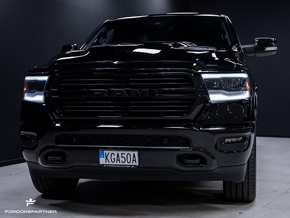 Dodge RAM 1500 2 of 30
