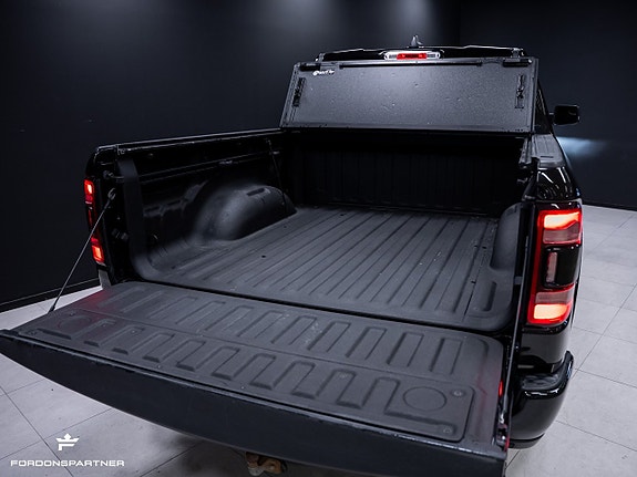 Dodge RAM 1500 14 of 30