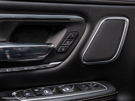 Dodge RAM 1500 25 of 30