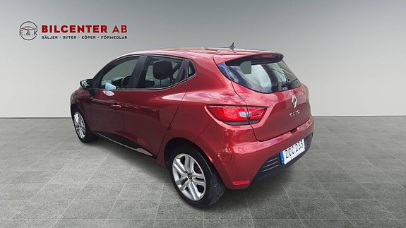 Renault Clio 3 of 17