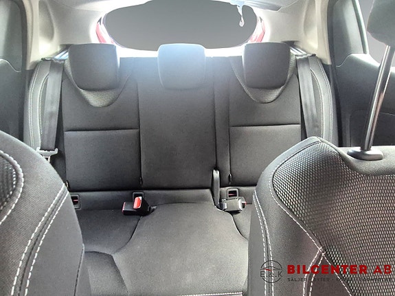 Renault Clio 14 of 17