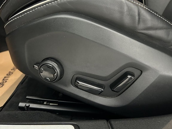 Volvo V60 10 of 26