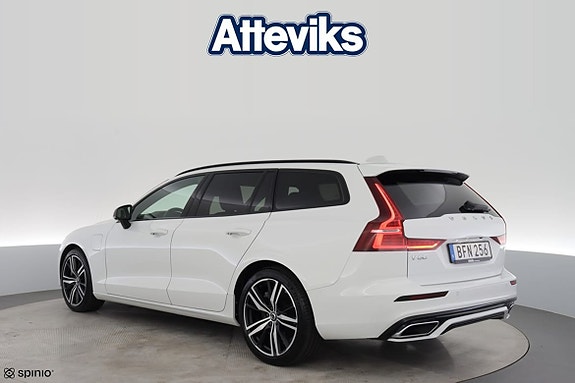 Volvo V60 5 of 26