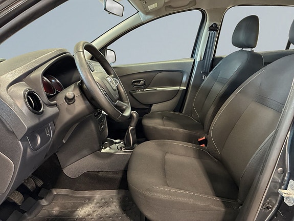 Dacia Sandero 7 of 18