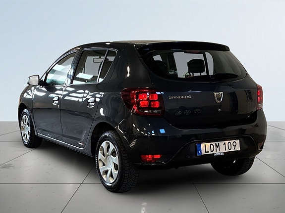 Dacia Sandero 4 of 18