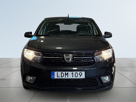 Dacia Sandero 2 of 18