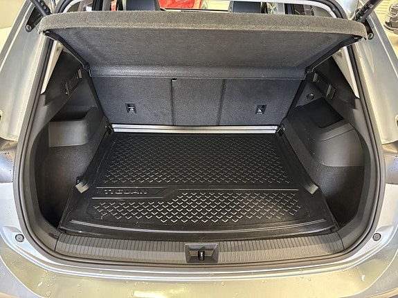 Volkswagen Tiguan 6 of 24