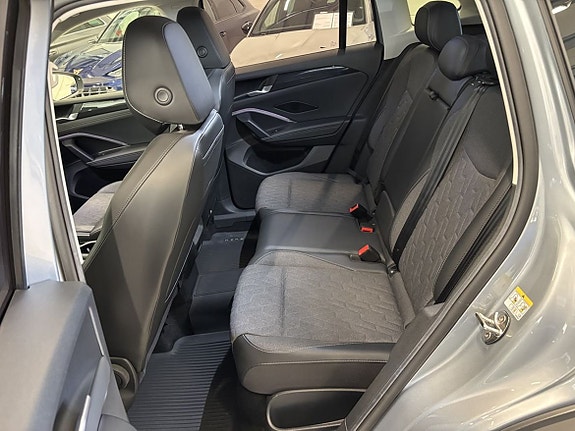 Volkswagen Tiguan 9 of 24