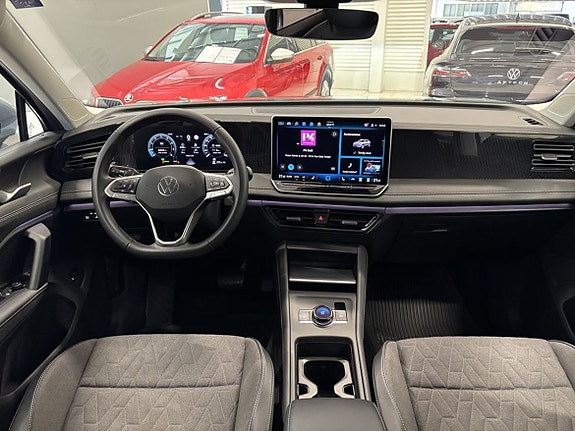 Volkswagen Tiguan 11 of 24