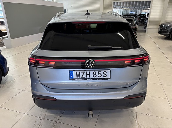 Volkswagen Tiguan 5 of 24