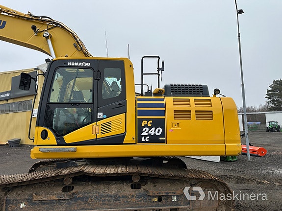 Grävmaskin Komatsu PC240LC med grävsystem 13 of 27
