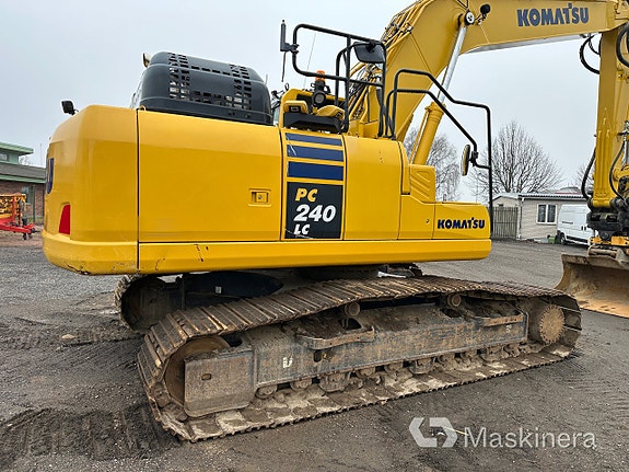Grävmaskin Komatsu PC240LC med grävsystem 17 of 27