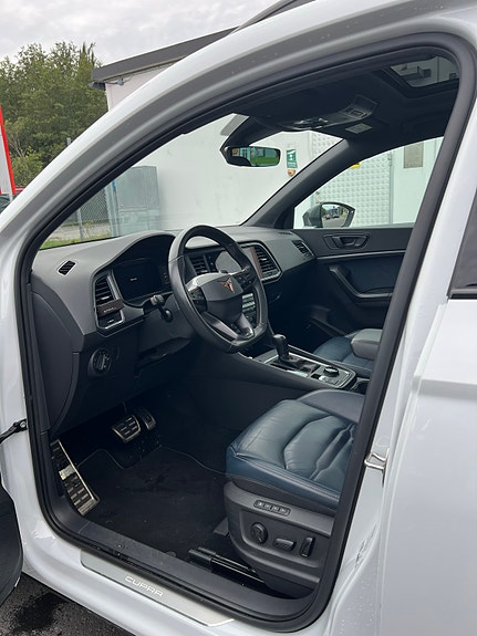 Cupra Ateca 3 of 7