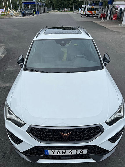 Cupra Ateca 2 of 7