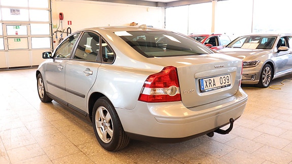 Volvo S40 3 of 14