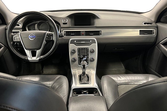 Volvo V70 13 of 25
