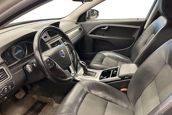 Volvo V70 11 of 25