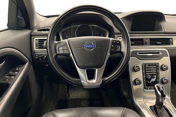 Volvo V70 12 of 25