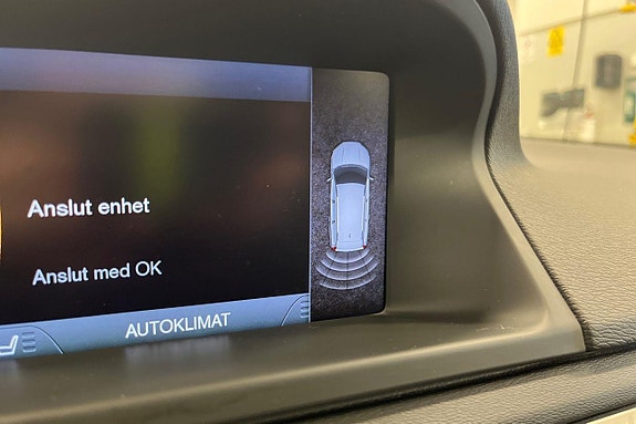 Volvo V70 17 of 25