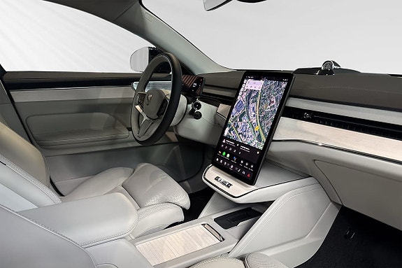 Volvo ES90 10 of 11