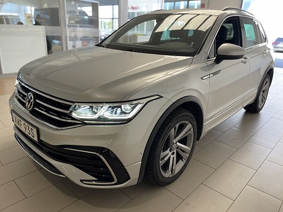 Volkswagen Tiguan 2 of 27