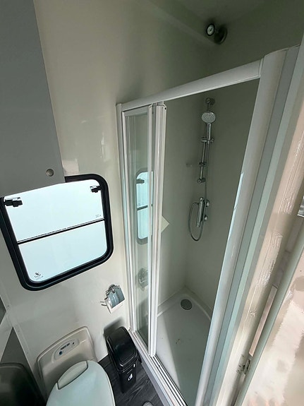 Product image 16 of 20