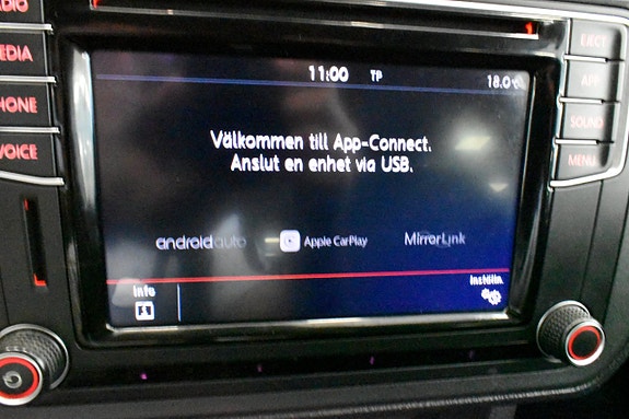 Volkswagen Caddy Maxi 25 of 26