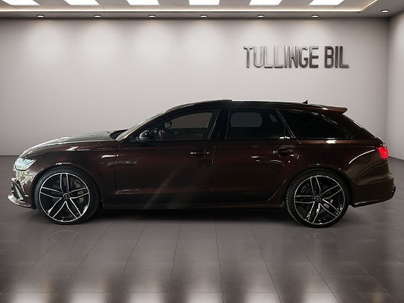 Audi RS6 2 of 23