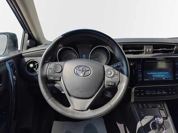 Toyota Auris 9 of 10