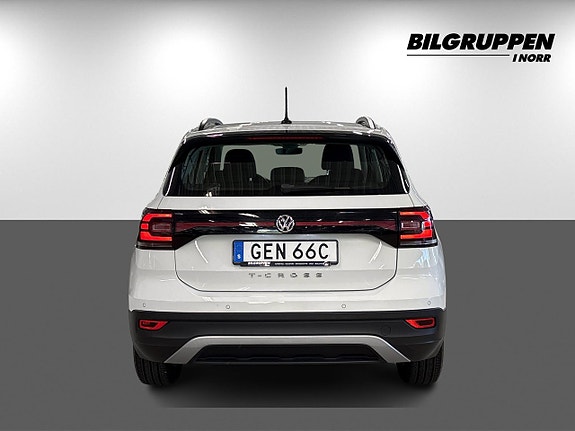 Volkswagen T-Cross 5 of 16