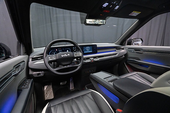 Kia EV9 11 of 30