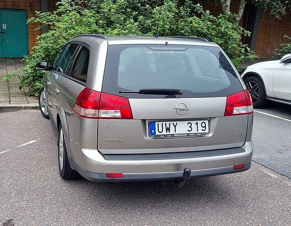 Opel Vectra 3 of 7