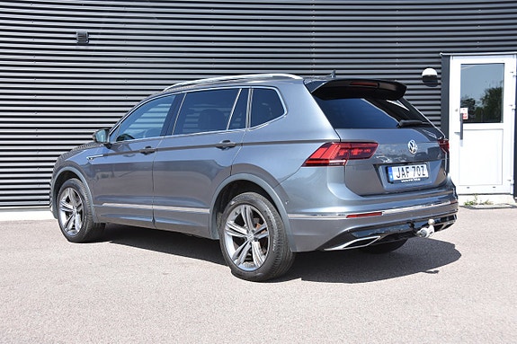 Volkswagen Tiguan Allspace 4 of 22