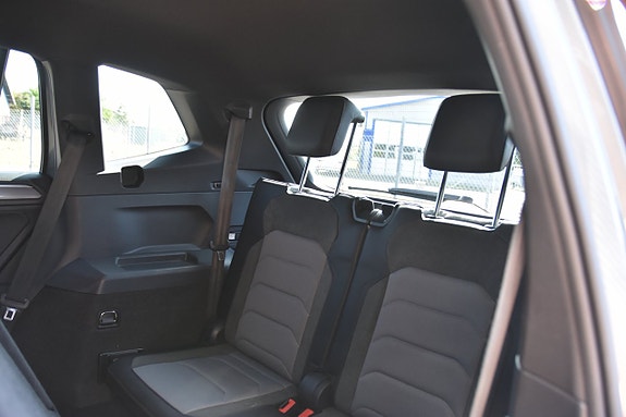 Volkswagen Tiguan Allspace 14 of 22